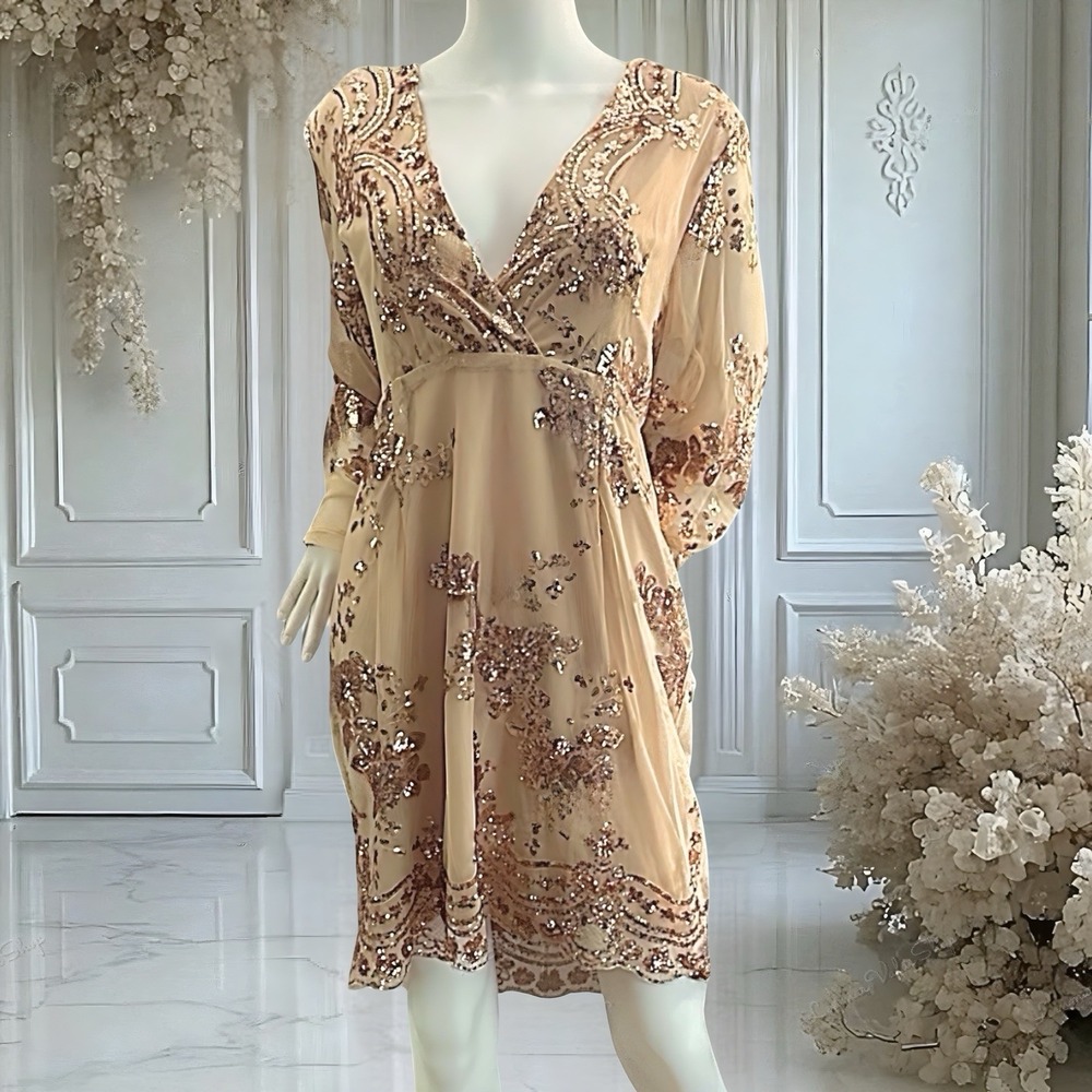BOOHOO Mini Dress in Sequin Net Overlay Size 16 Excellent Condition! Stunning! - Picture 2 of 3